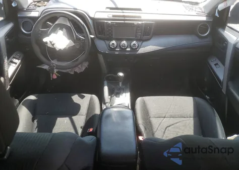 2018 Toyota Rav4 Le z USA, uszkodzony, nr VIN 2T3ZFREV4JW416273